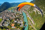 Camping Lazy Rancho in Unterseen bei Interlaken: Paragliding mit Skywings